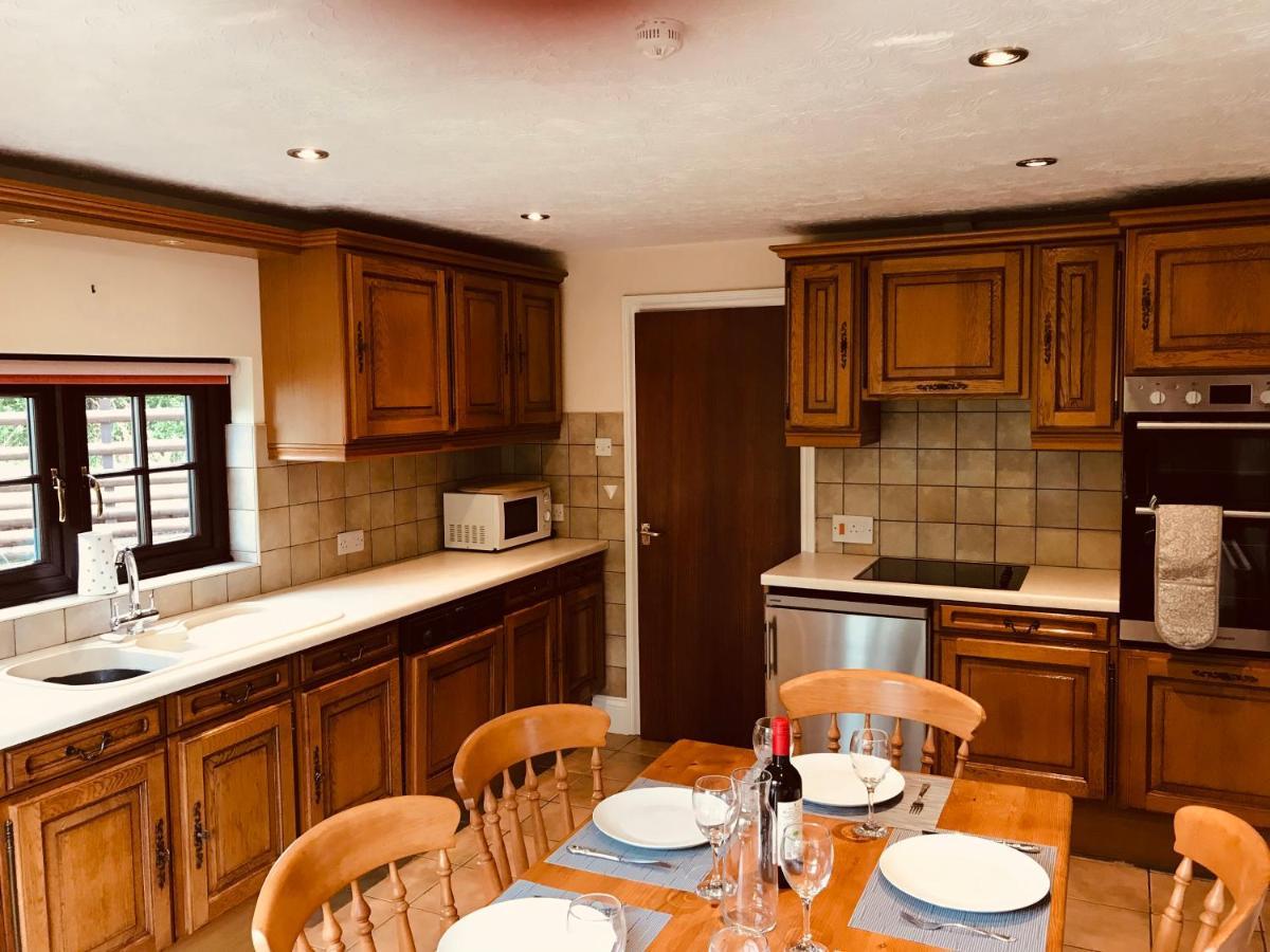 Cobblers Cottage In Brecon Beacons Extérieur photo